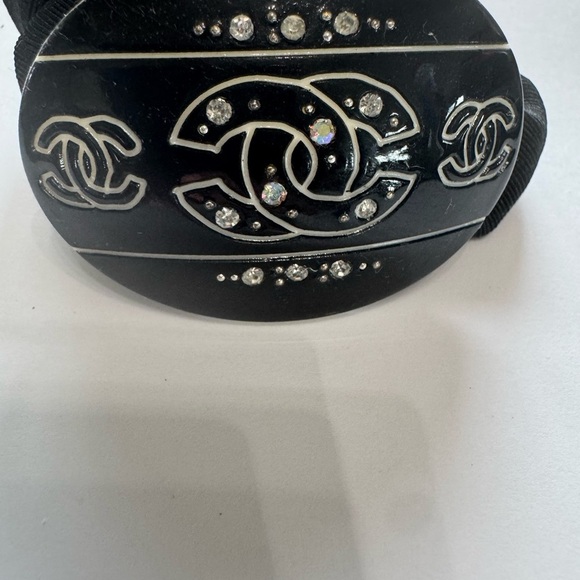 Black and Silver Hair Accessory - Picture 3 of 3